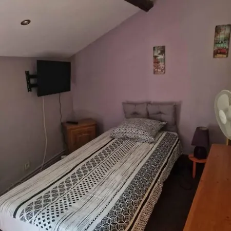 Chez Bya Bed & Breakfast 3*