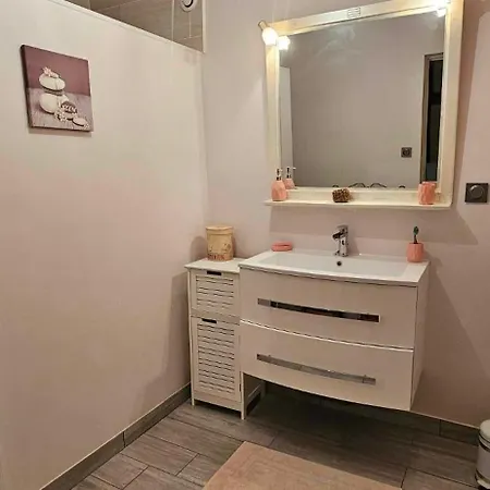 Bed & Breakfast Chez Bya